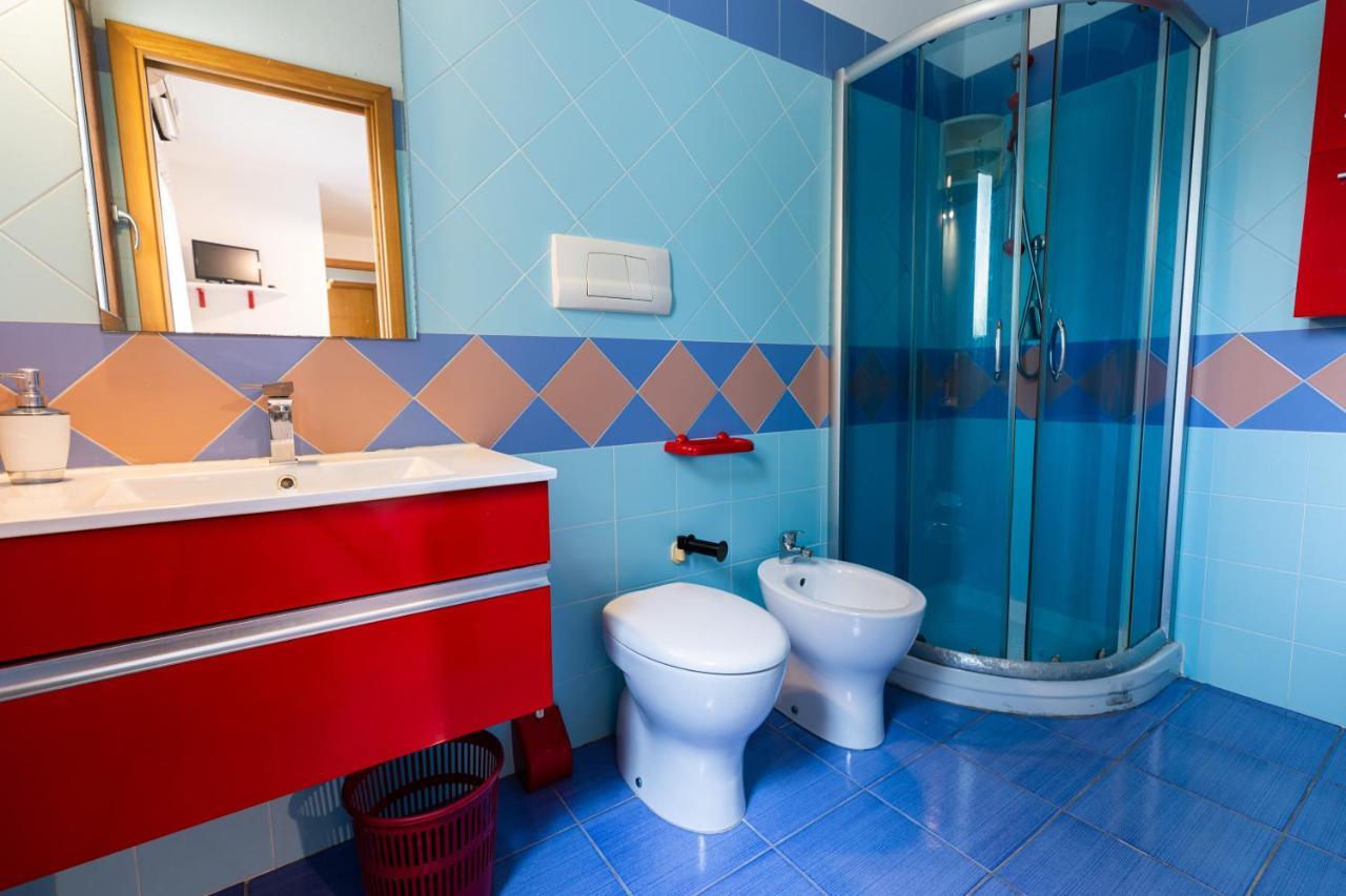 Theo'S Rooms Olbia Exterior foto